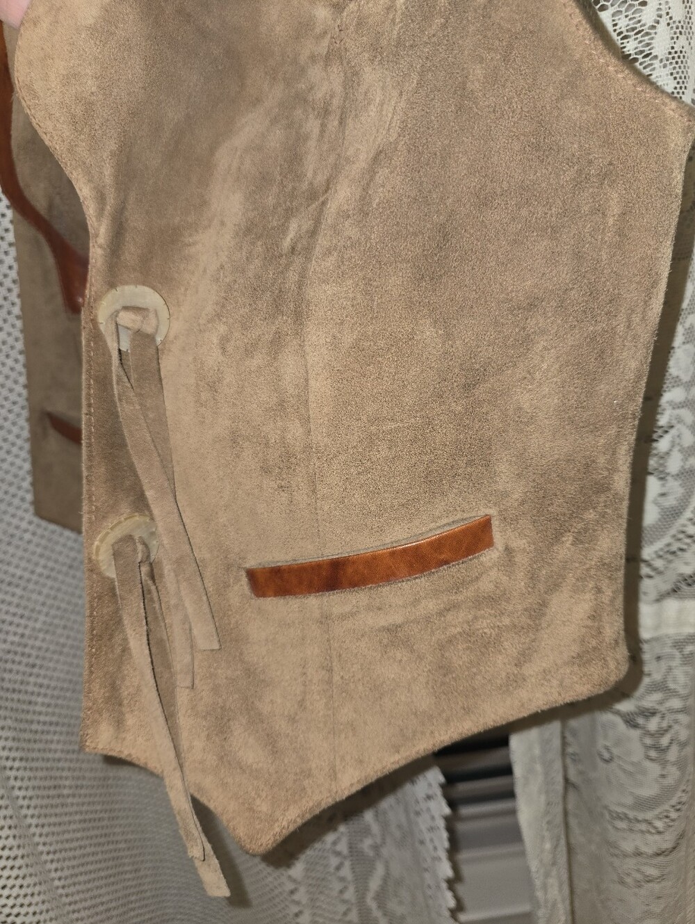 Comstock Vintage Leather Vest, Geunine Leather, Size 6, Usa - Picture 6 of 8